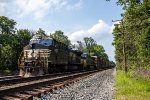 NS 4207 leads a southbound freight into the yard 